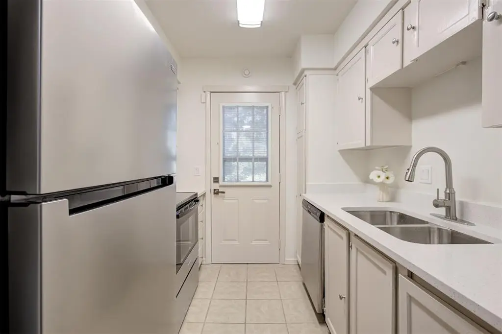 818 Cardinal Creek Boulevard #D, Norman, OK 73072 - Image #1