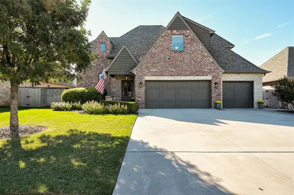 2424 Semillon Way, Edmond, OK 73012