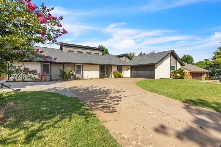 1913 Walking Sky Road, Edmond, OK 73013 - Image #2