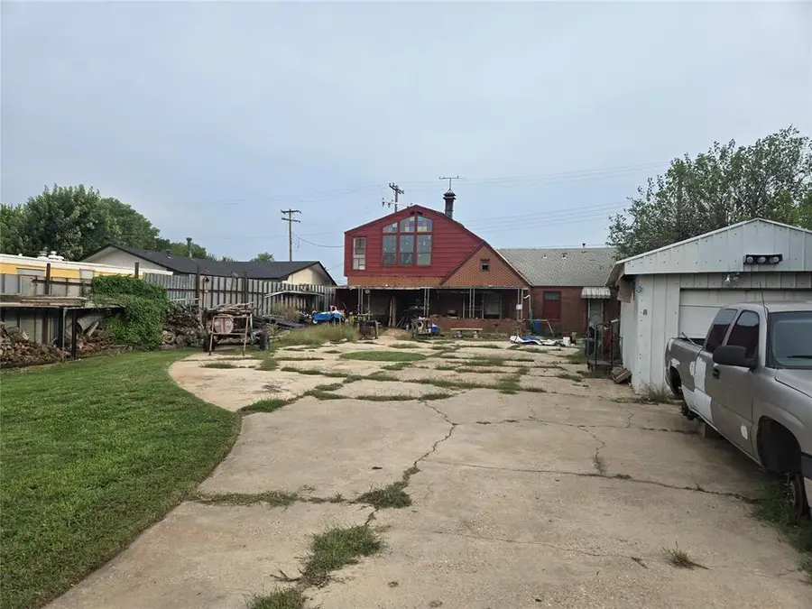 4545 Kenyon Drive, Oklahoma City, OK 73127 - Image #2