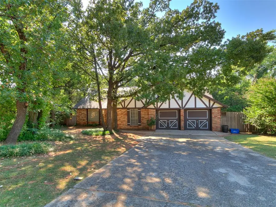 1013 East Drive, Edmond, OK 73034 - Image #2