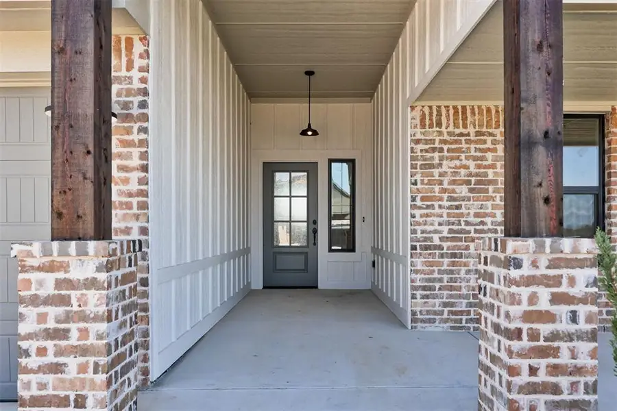 629 Honey Springs Lane, Shawnee, OK 74804 - Image #3