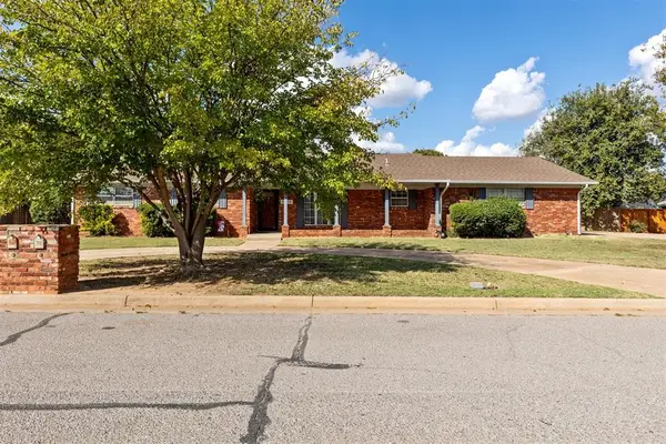 1109 N Ranch Road N Road, Altus, OK 73521