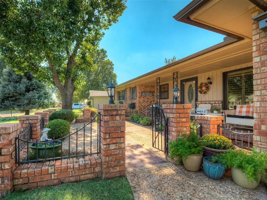 115 Briarwood Street, Moore, OK 73160 - Image #3