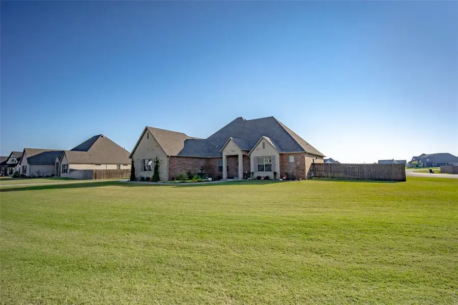 1118 Acclivis Way, Newcastle, OK 73065 - Image #2