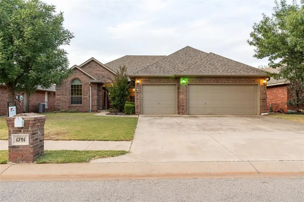 1701 Birchfield Road, Edmond, OK 73012 - Image #1