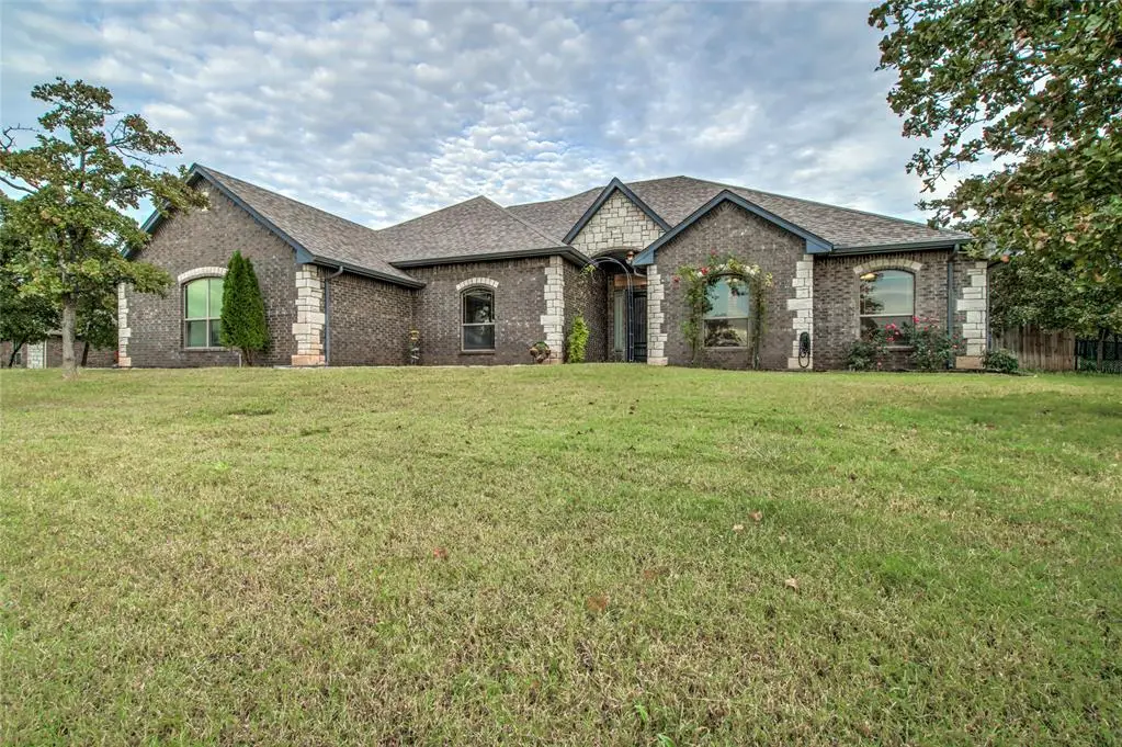 15570 Greenleaf Lane, Oklahoma City, OK 73165 - Image #1