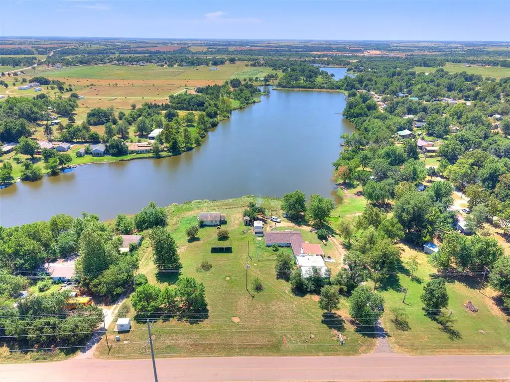 2160 Thunder Drive, Crescent, OK 73028 - Image #1