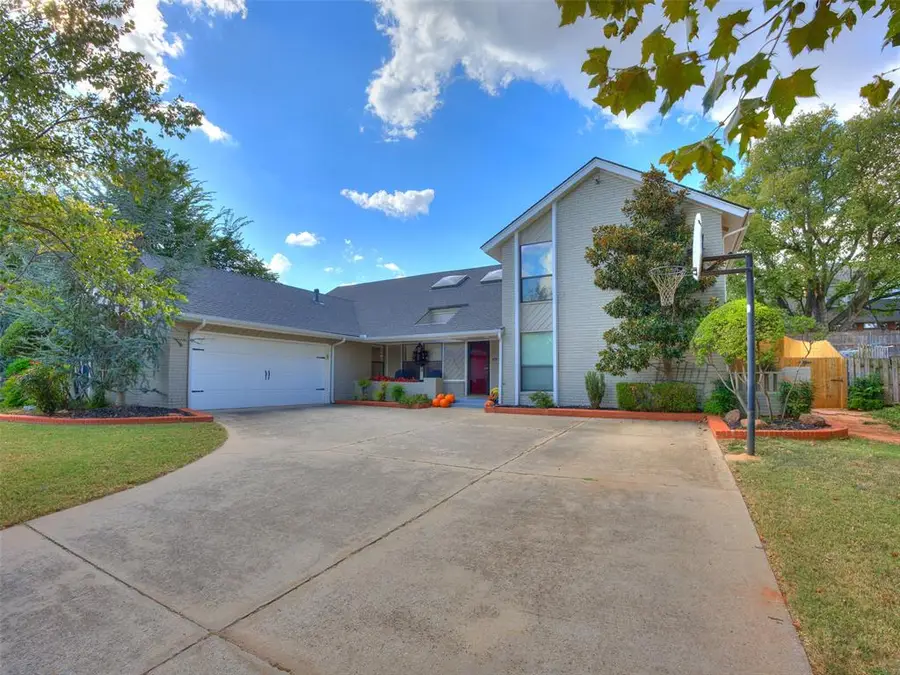 11305 Cedar Hollow Road, Oklahoma City, OK 73162 - Image #2