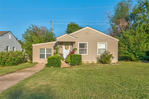 422 Monroney Drive, Midwest City, OK 73110