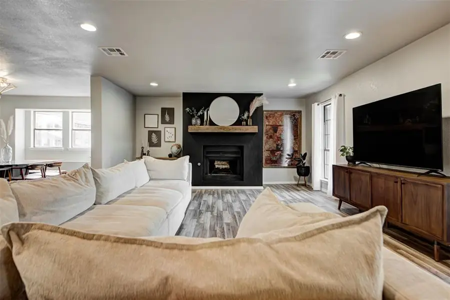 11300 Davis Court, Oklahoma City, OK 73162 - Image #3