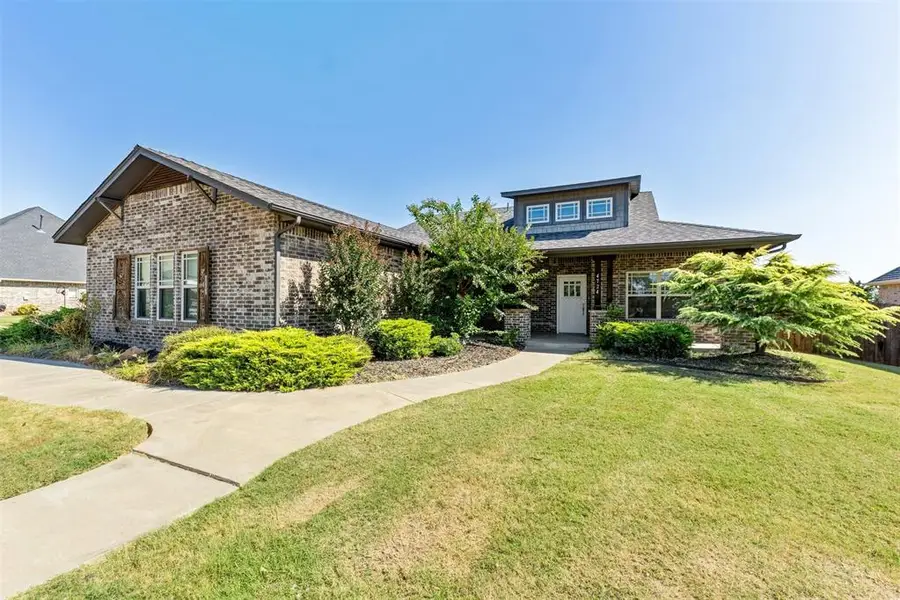 4724 Deerfield Drive, Edmond, OK 73034 - Image #2