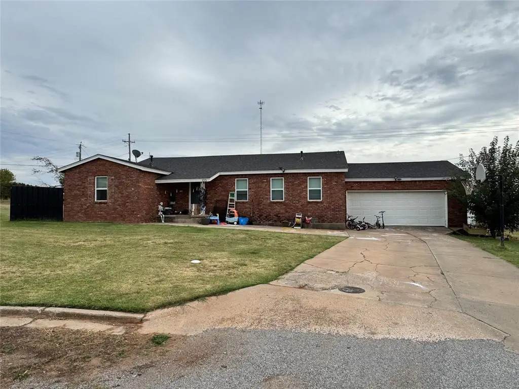 123 Circle Dr Circle, Sentinel, OK 73664 - Image #1