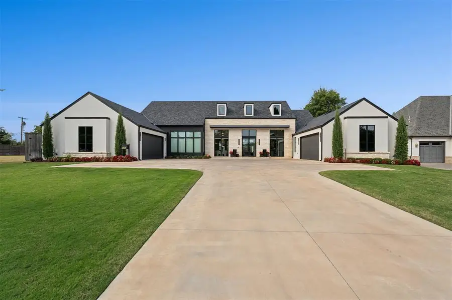 2525 Somerset Place, Oklahoma City, OK 73116 - Image #2