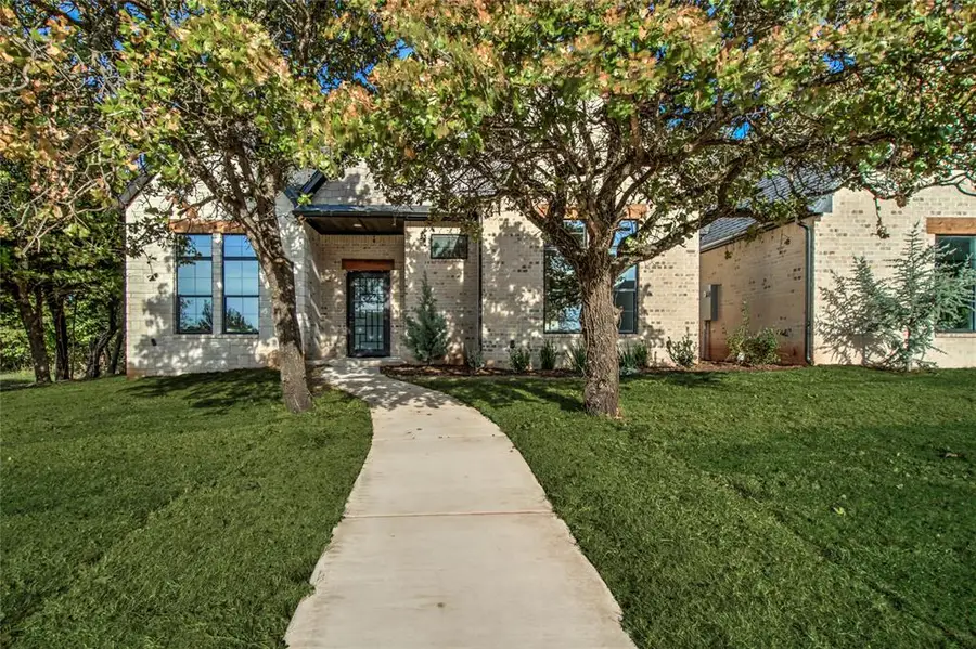 7402 Coyote Point, Edmond, OK 73034 - Image #2