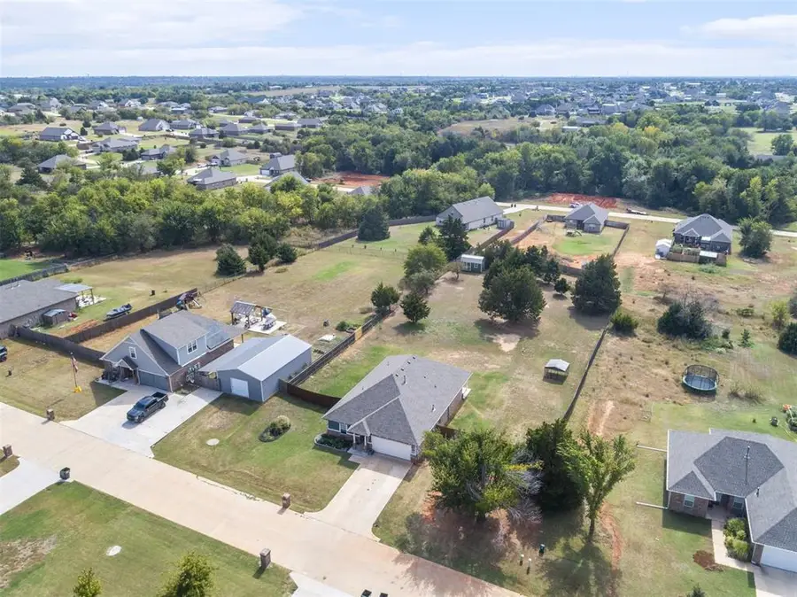 9817 Abington Circle, Edmond, OK 73025 - #2