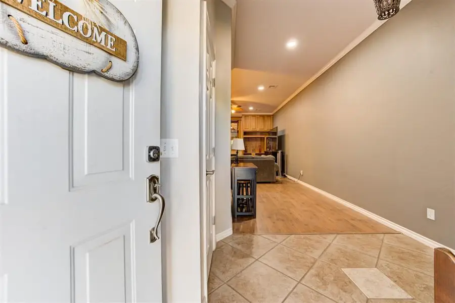 504 N Russell Terrace, Mustang, OK 73064 - Image #3