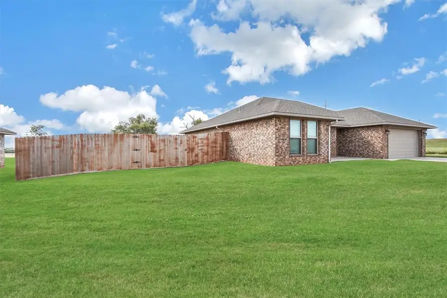 106 Mulberry Lane, Elk City, OK 73644 - Image #3