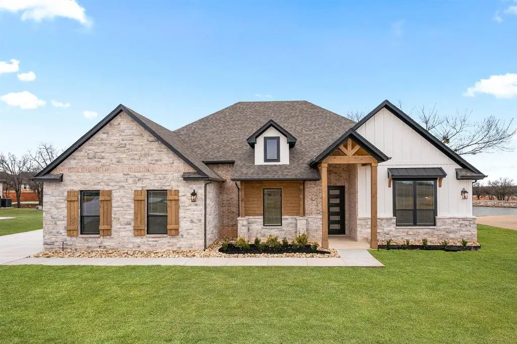 2217 Winter Creek Boulevard, Blanchard, OK 73010 - Image #1