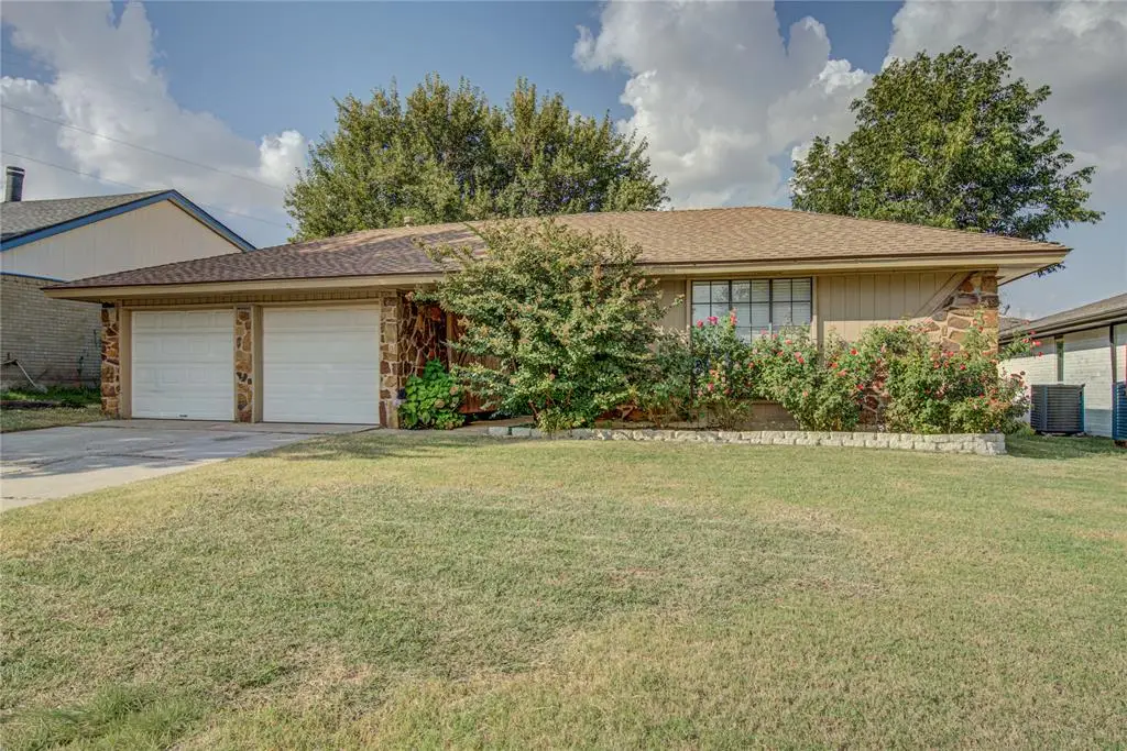 8305 NW 86th Street, Oklahoma City, OK 73132 - Image #1