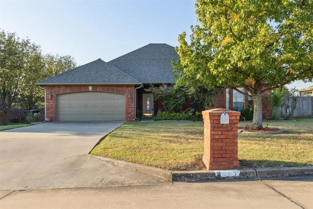 2507 Eagle View Drive, Sulphur, OK 73086 - Image #1