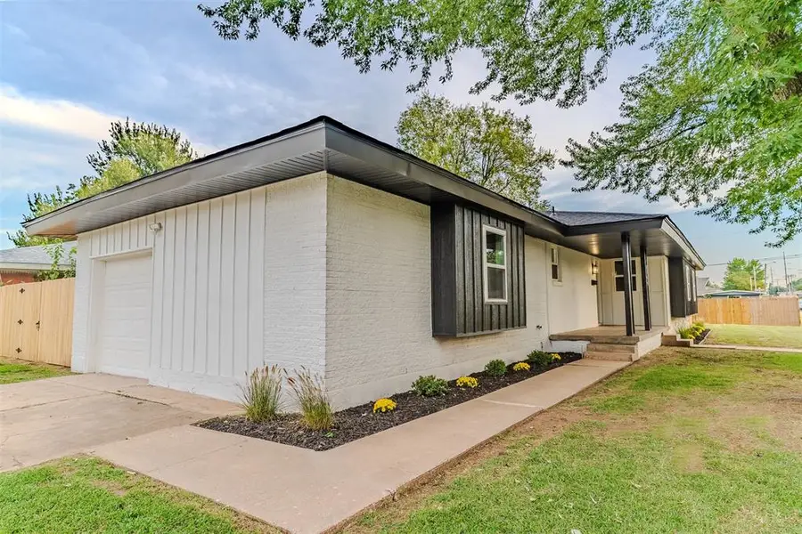 4700 Elmview Drive, Del City, OK 73115 - Image #2