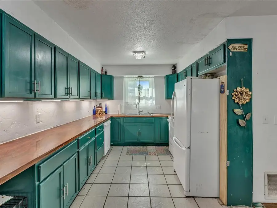 608 W Silver Meadow Drive, Midwest City, OK 73110 - Image #3