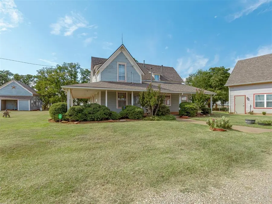 18562 W Simmons Road, Edmond, OK 73025 - Image #2
