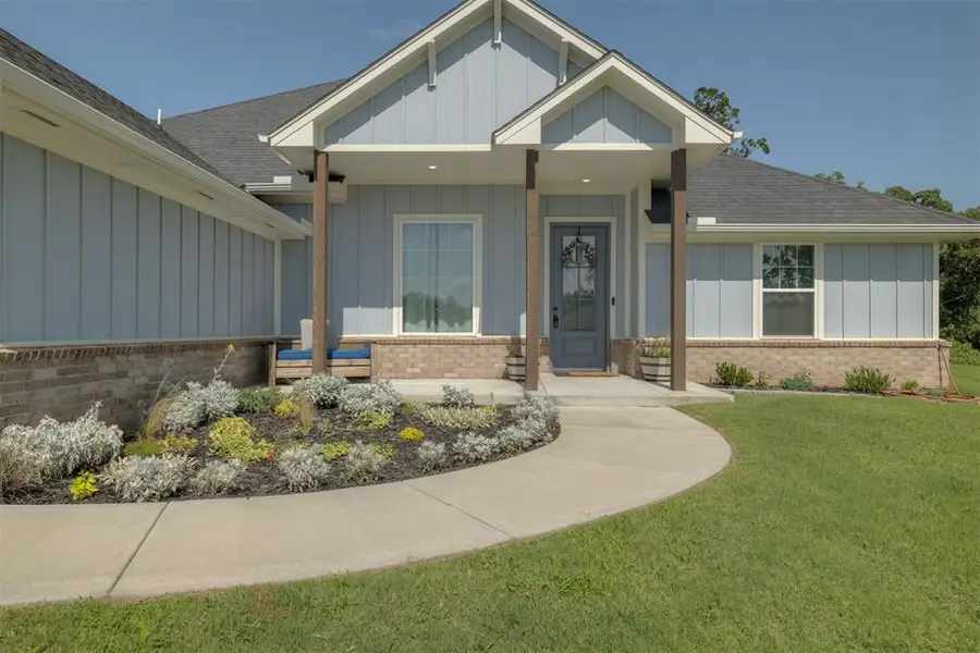 9500 Megans Way, McLoud, OK 74851 - Image #2