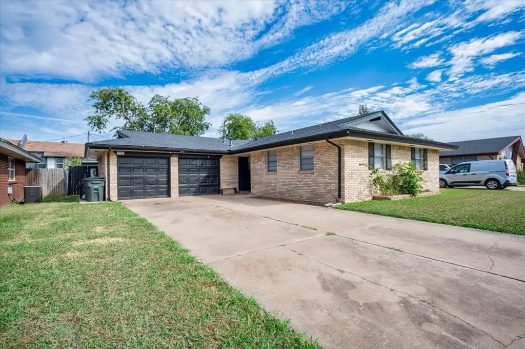 4809 Elmview Drive, Del City, OK 73115 - Image #1