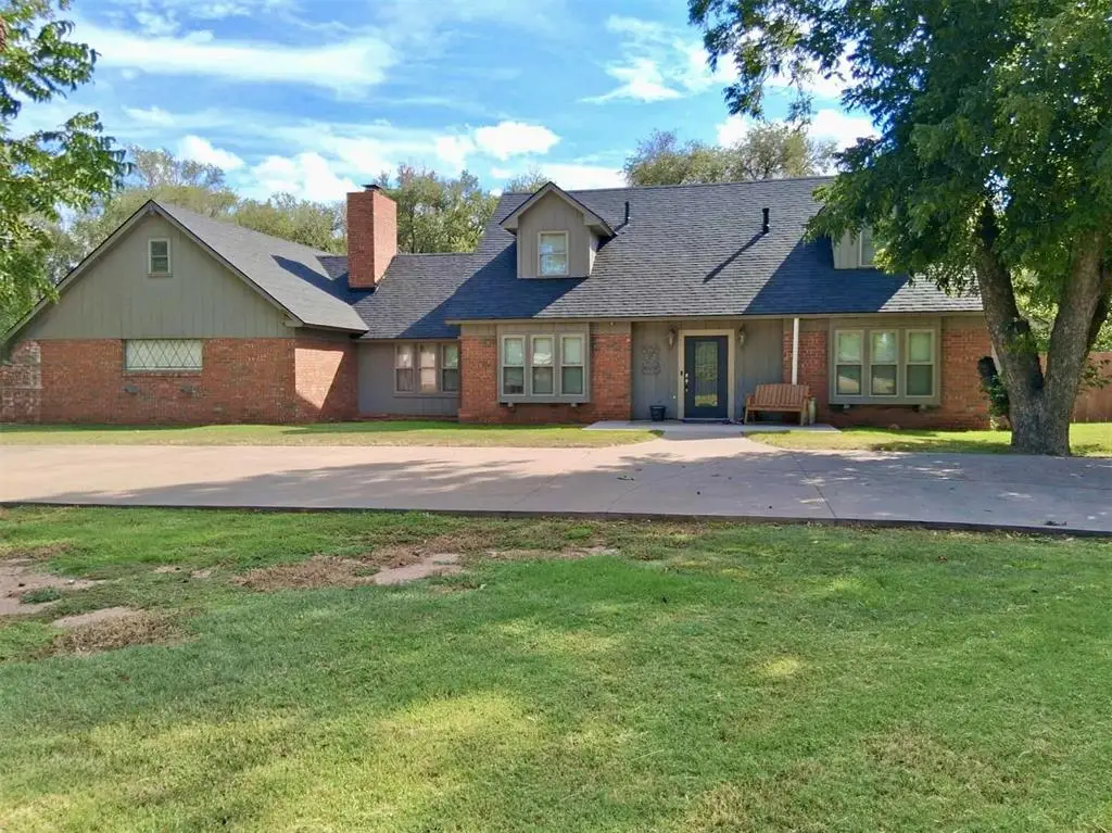 420 W Monroe Street, Mangum, OK 73554 - Image #1