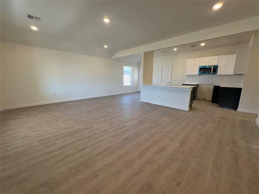 10116 Pennington Street, Harrah, OK 73045 - Image #3