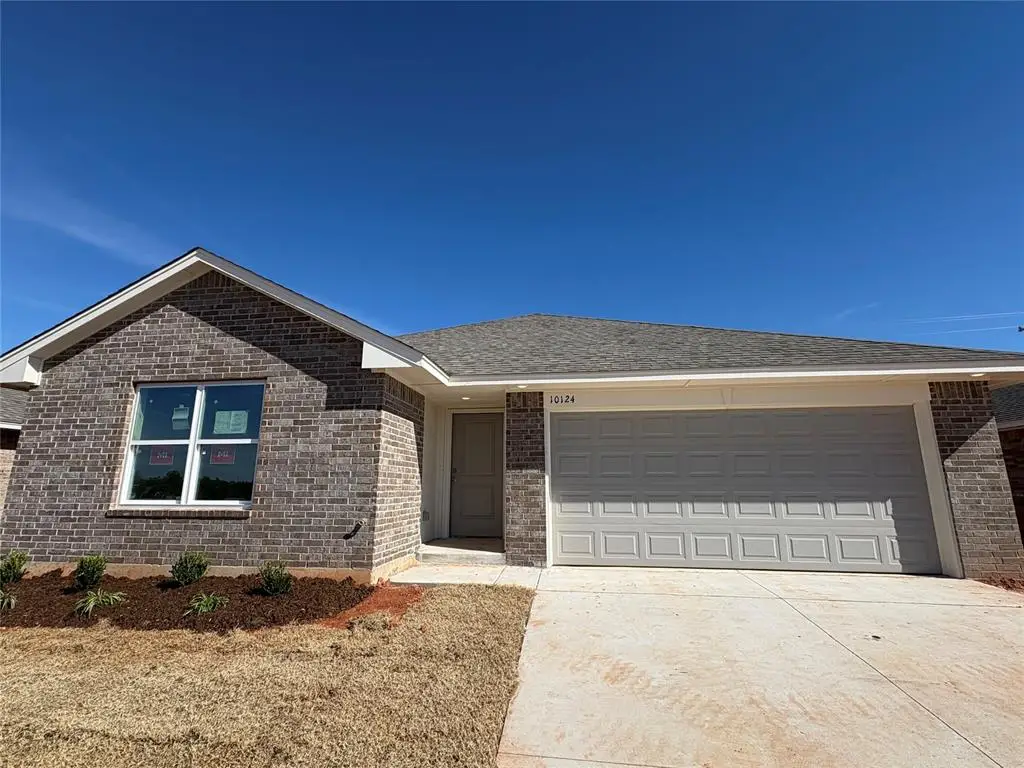 10124 Pennington Street, Harrah, OK 73045 - Image #1