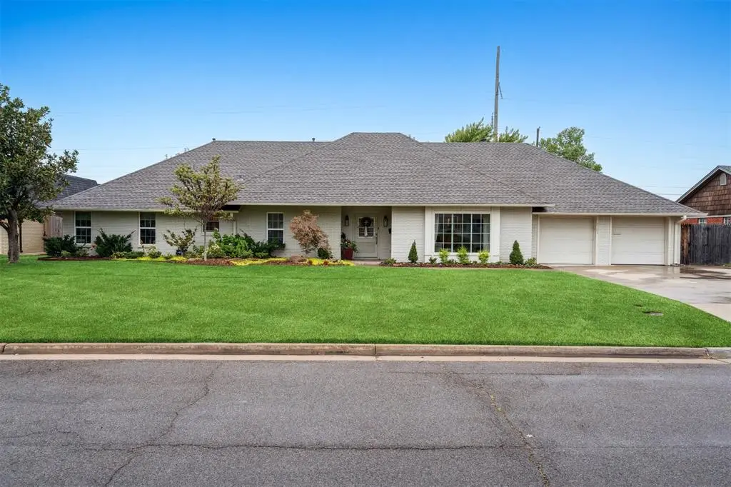 8701 Lakehurst Drive, Oklahoma City, OK 73120 - Image #1