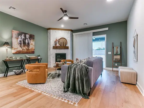 2036 Turtle Creek Way, Norman, OK 73071