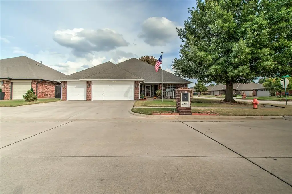 7200 Green Meadow Lane, Oklahoma City, OK 73132 - Image #1