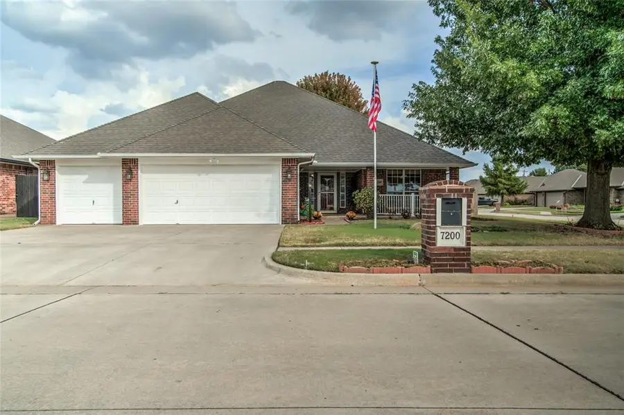 7200 Green Meadow Lane, Oklahoma City, OK 73132 - Image #2