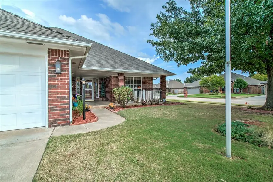 7200 Green Meadow Lane, Oklahoma City, OK 73132 - Image #3