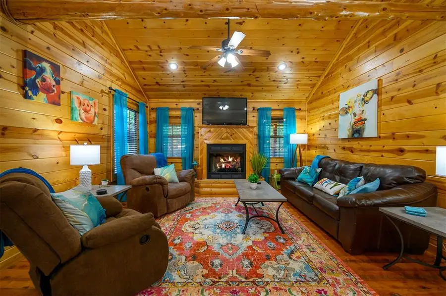 141 Lost Oaks Trail, Broken Bow, OK 74728 - Image #3