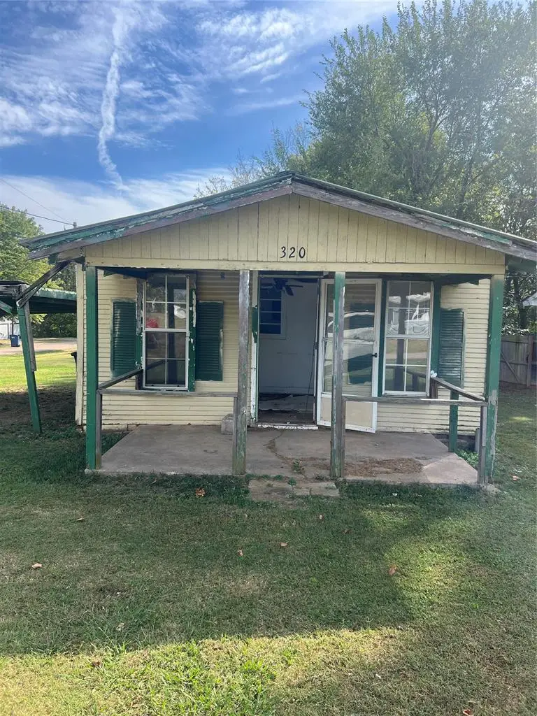 320 E 1st Street, Stroud, OK 74079 - Image #1