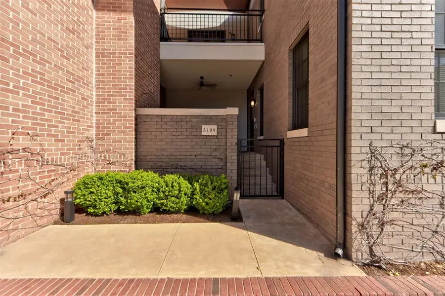 3109 Hickory Sign Post Road #33B, Oklahoma City, OK 73116 - Image #3