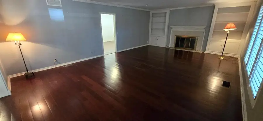 6345 Glenbrook Court, Oklahoma City, OK 73118 - Image #3