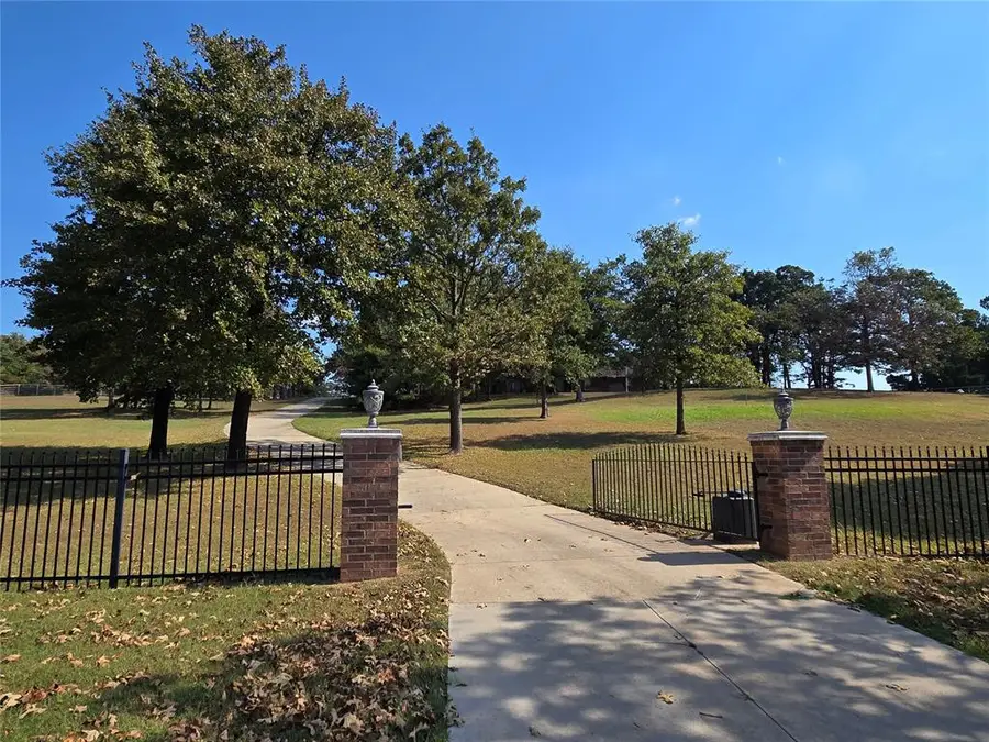4700 S Indian Meridian, Choctaw, OK 73020 - Image #2