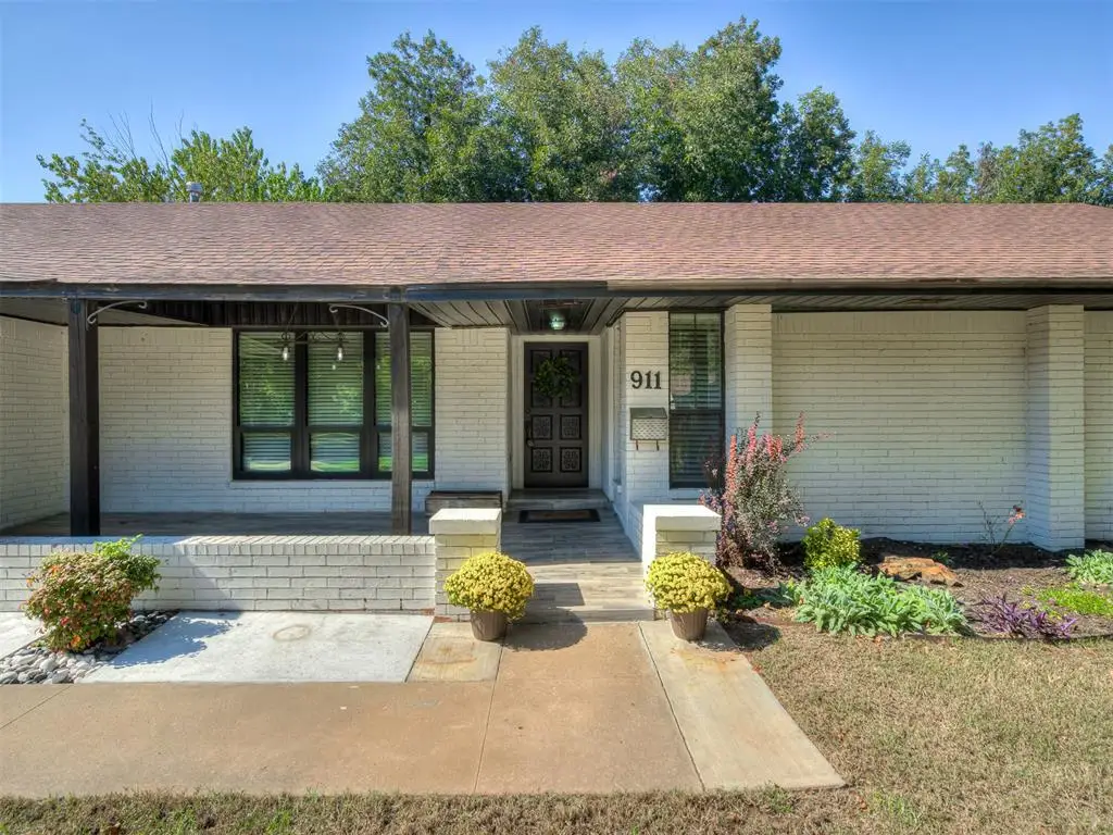 911 Rosebrier Court, Guthrie, OK 73044 - Image #1