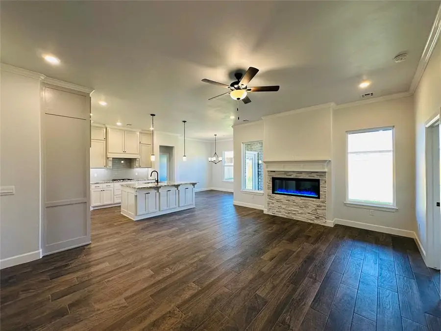 2901 Summit Hollow Circle, Norman, OK 73071 - Image #2