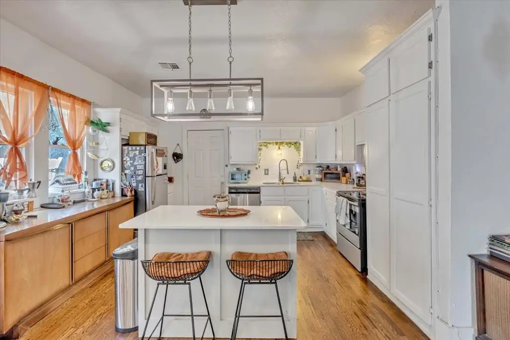 1135 NW 9th Street, Oklahoma City, OK 73106 - Image #1