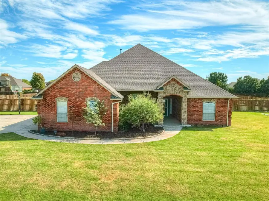 14474 Old Barn Road, Edmond, OK 73025 - Image #2