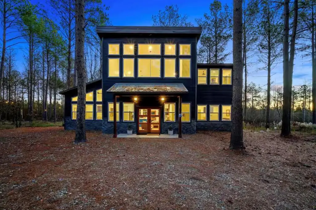 78 Dogwood Blossom Trail, Broken Bow, OK 74728 - Image #1