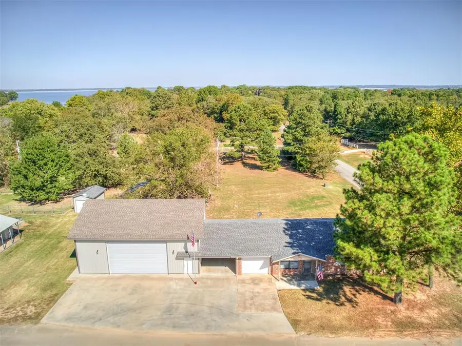 1812 Sunset Drive, Eufaula, OK 74432 - Image #2