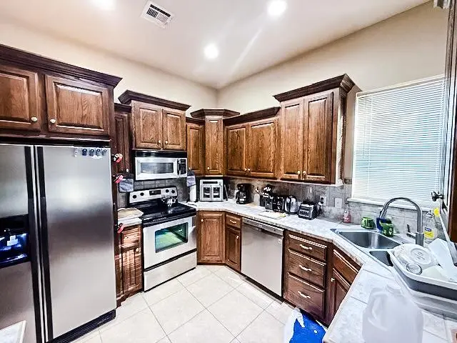 8601 Rambling Road, Oklahoma City, OK 73132 - Image #2